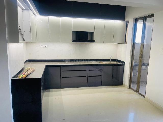 Flat for rent in Madya
