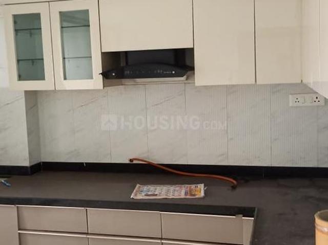 Flat for rent in Madya