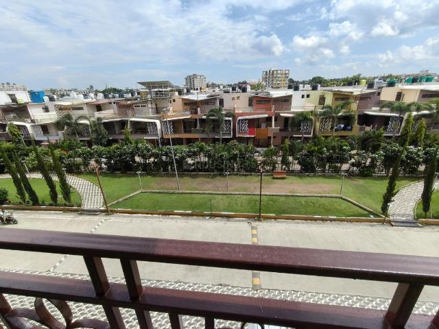 Flat for rent in Madya