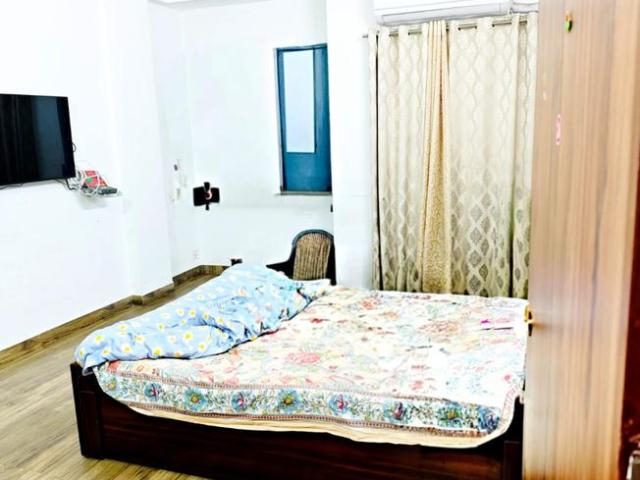 Flat for rent in Madya