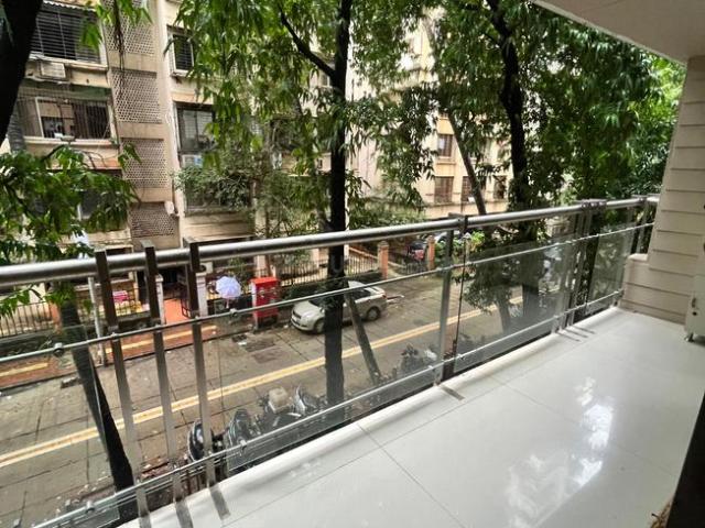 Flat for sale in Juhu, Mumbai