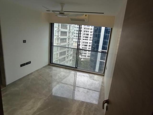 Flat for sale in Juhu, Mumbai