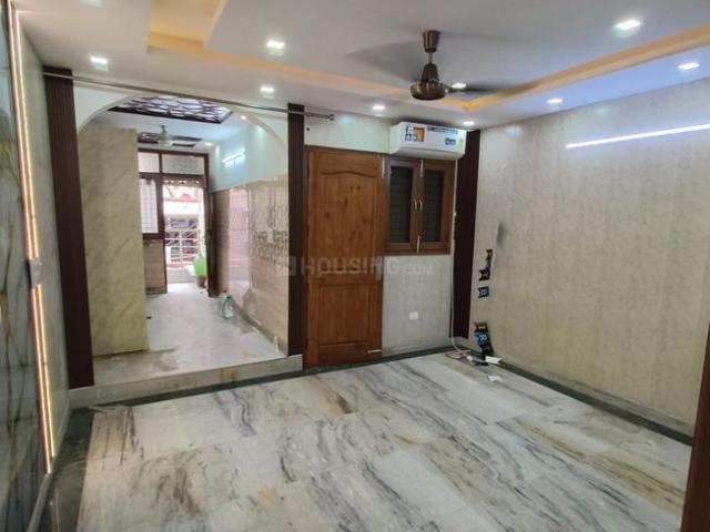 Flat for rent in Deri