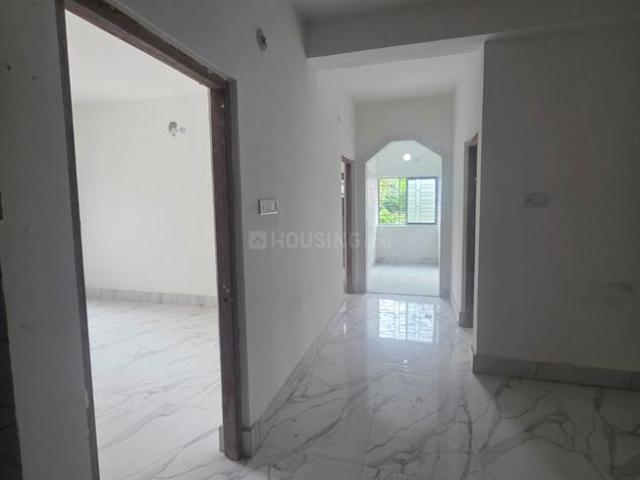 Flat for sale in B-6, Kalyani City