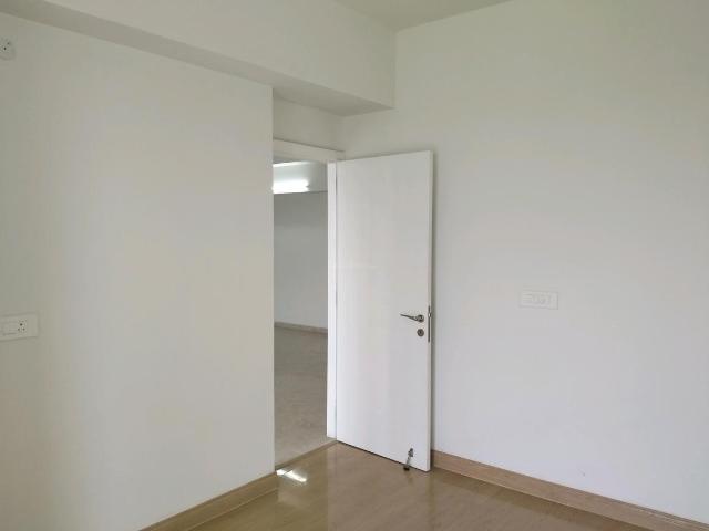 Flat for rent in DLF Midtown, Delhi