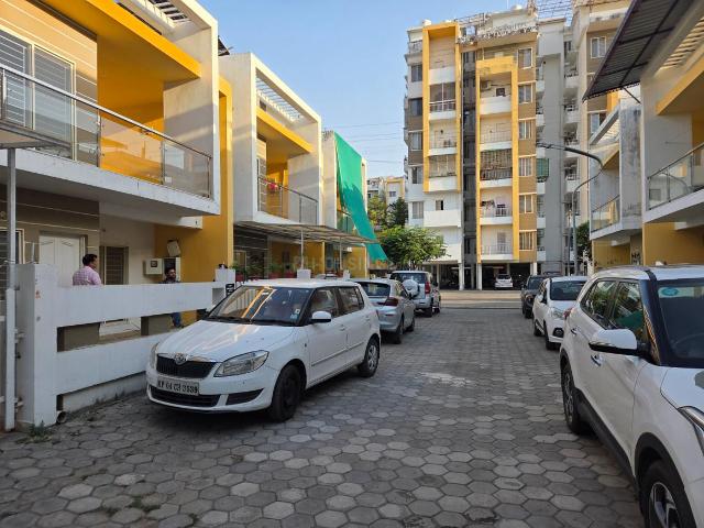 Flat for sale in Madya
