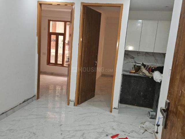 Flat for sale in Sainik Farms, Delhi