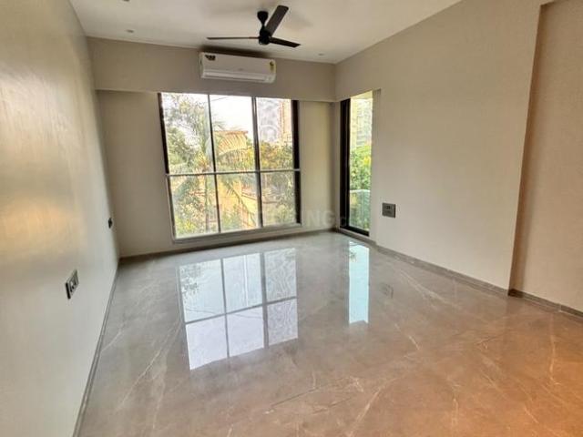 Flat for rent in Khar, Mumbai