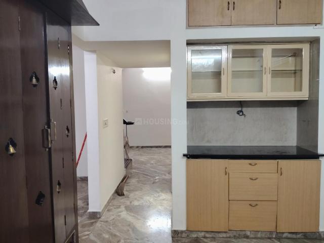 Flat for rent in Kodambakkam, Tamil Nadu
