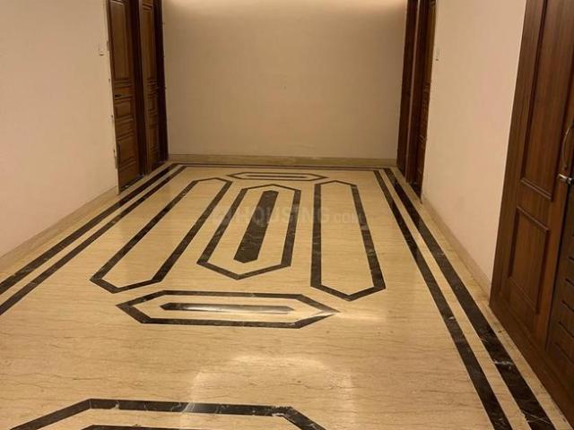 Flat for sale in Madya