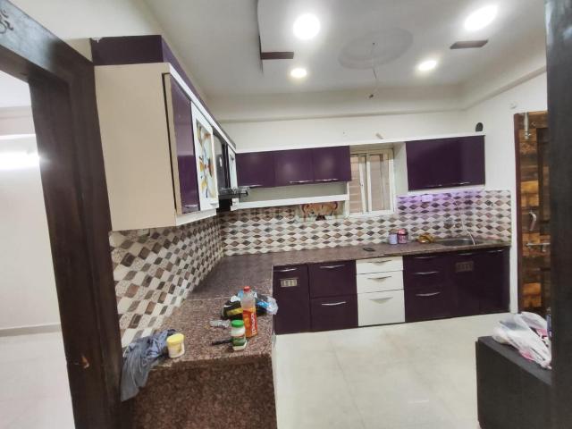 Flat for rent in Madya
