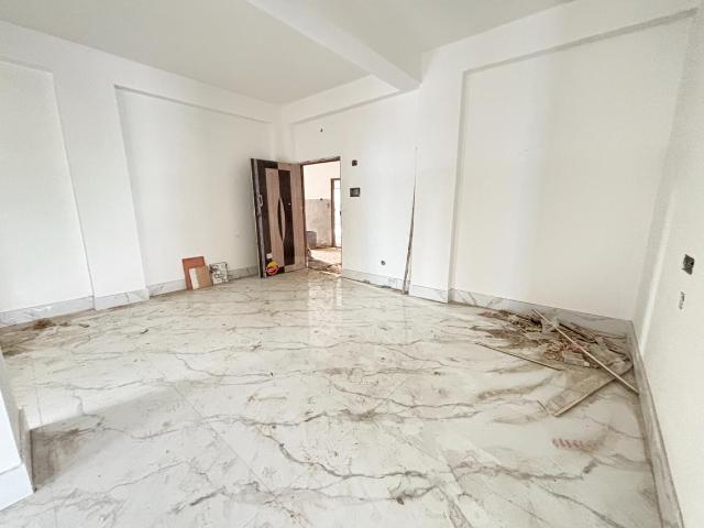 Flat for sale in Hindmotor, Konnagar