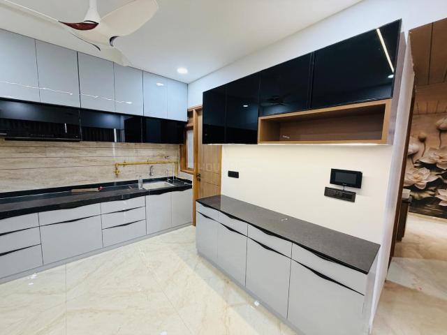 Flat for rent in Gandhinagar, Gujarat