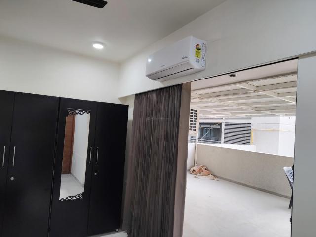 Flat for rent in Gandhinagar