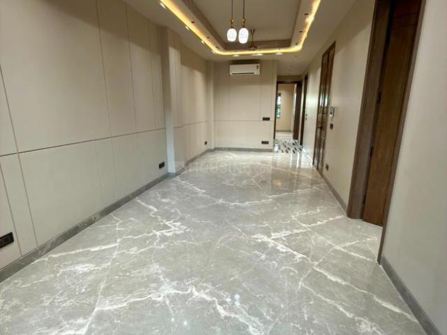 Flat for rent in Deri
