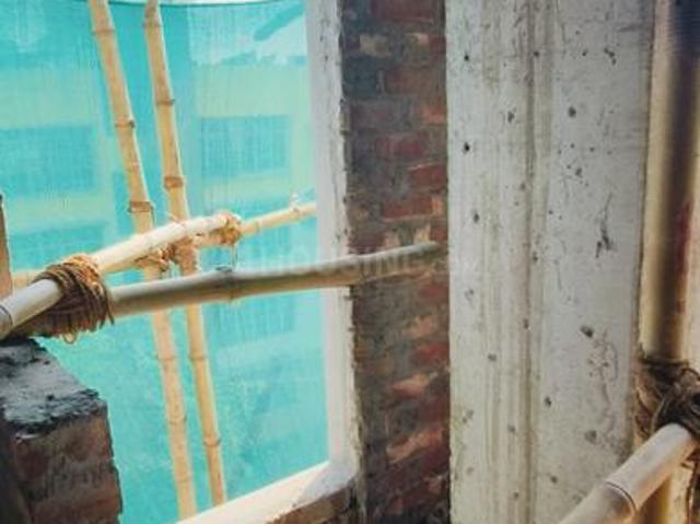 Flat for sale in Lake Gardens, Kolkata