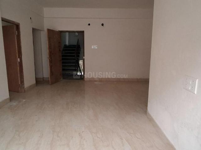 Flat for sale in Lake Gardens, Kolkata