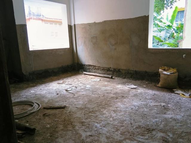 Flat for sale in Lake Gardens, Kolkata