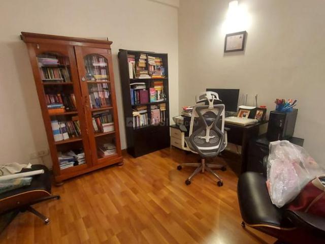 Flat for rent in Richmond Town, Bengaluru