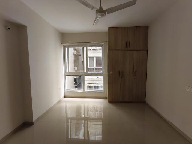 Flat for rent in Madya