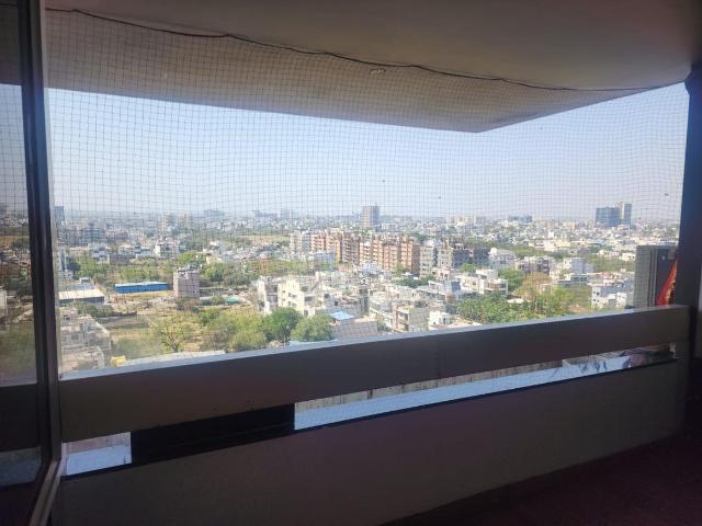Flat for sale in Madya