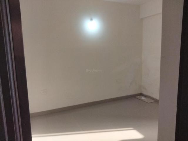 Flat for sale in Madya