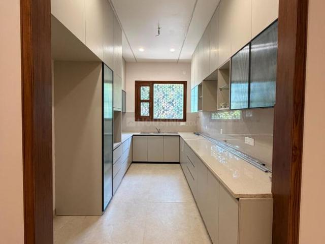 Flat for rent in Zirakpur, Punjab