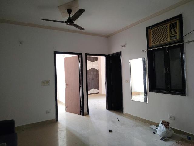Flat for rent in South Delhi, Deri