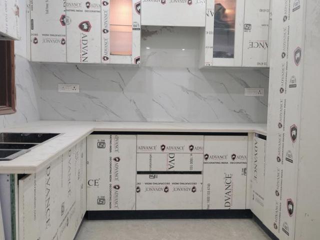 Flat for sale in Chhattarpur, Delhi