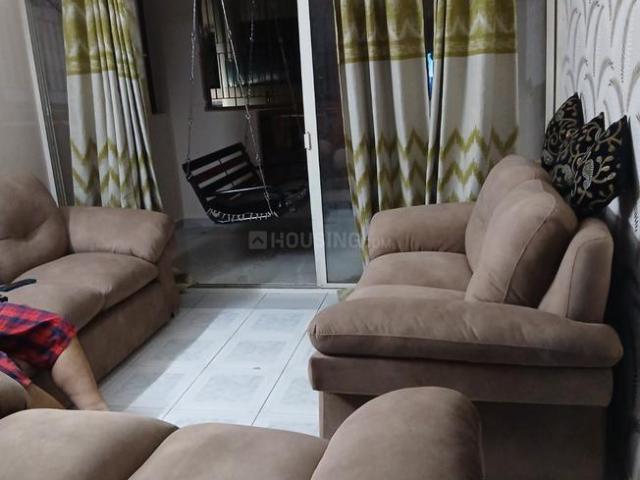 Flat for rent in Sarkhej, Gujarat