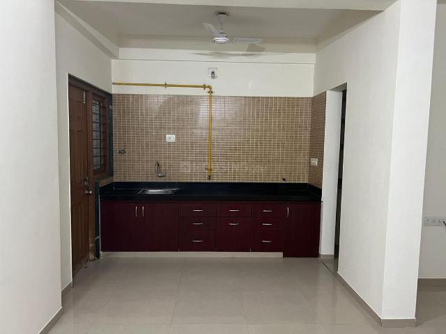 Flat for rent in Sarkhej, Gujarat