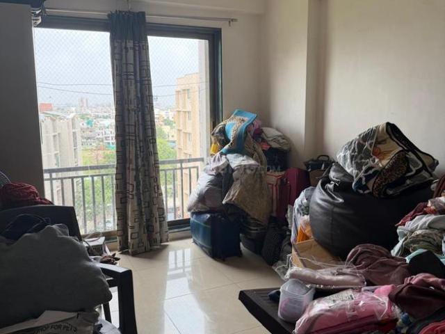 Flat for rent in Sarkhej, Gujarat