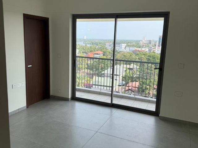 Flat for sale in Maradu, Ernakulam