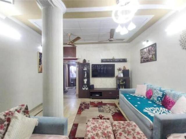 Flat for sale in East Delhi, Deri