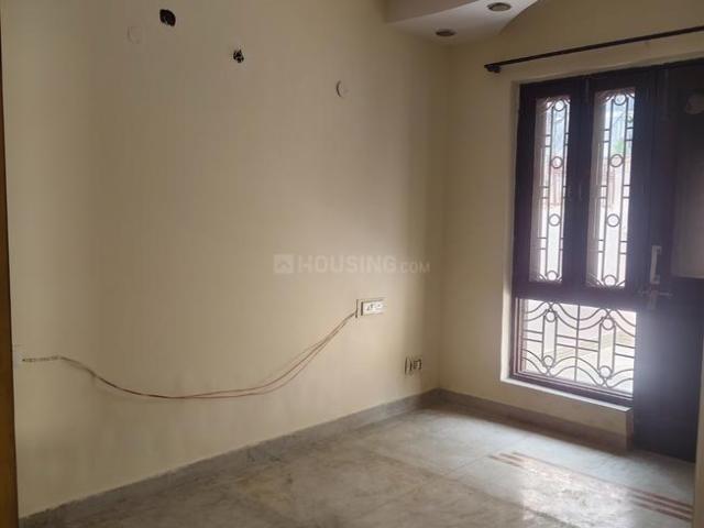 Flat for rent in East Delhi, Deri