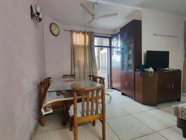 Flat for rent in East Delhi, Deri