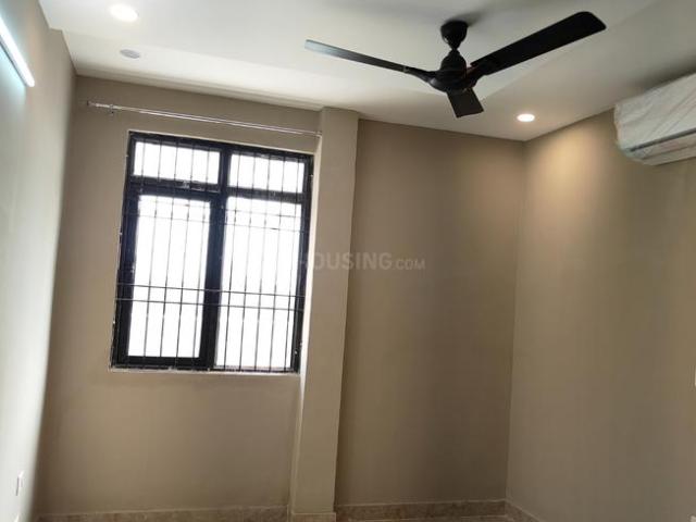 Flat for sale in East Delhi, Deri