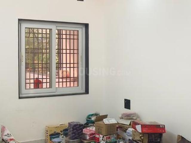 Flat for sale in East Delhi, Deri