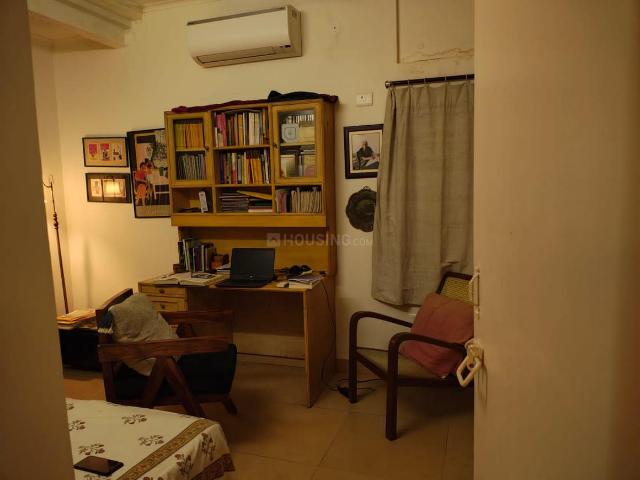 Flat for sale in Mayur Vihar, Delhi