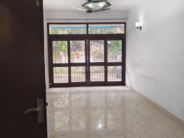 Flat for sale in East Delhi, Deri