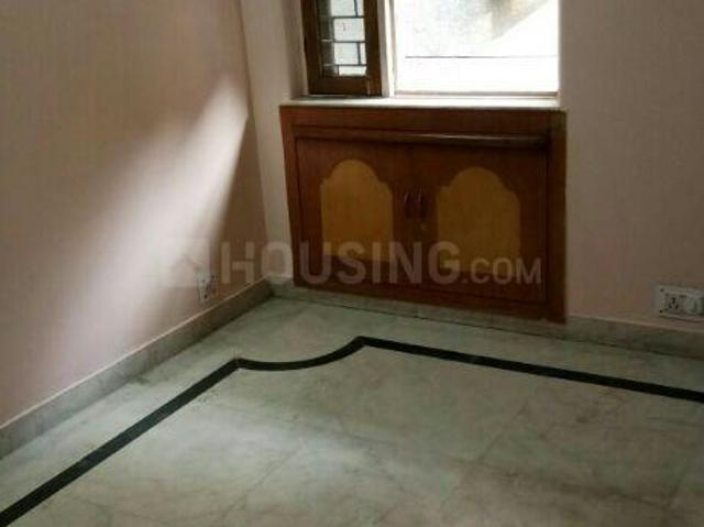 Flat for sale in East Delhi, Deri