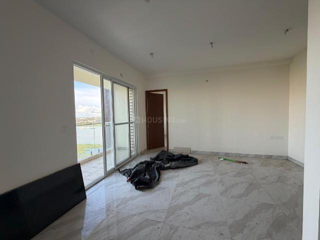 Flat for sale in Hirandahalli