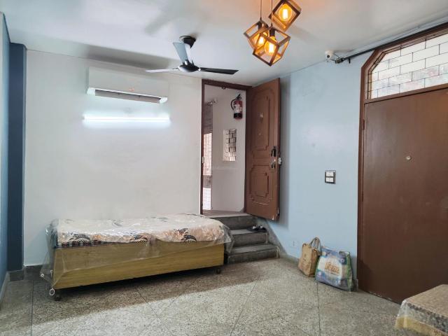 Flat for sale in South Delhi, Deri