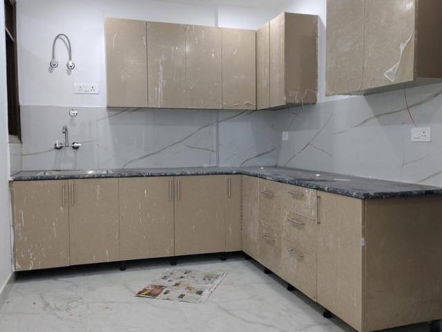 Flat for sale in South Delhi, Deri