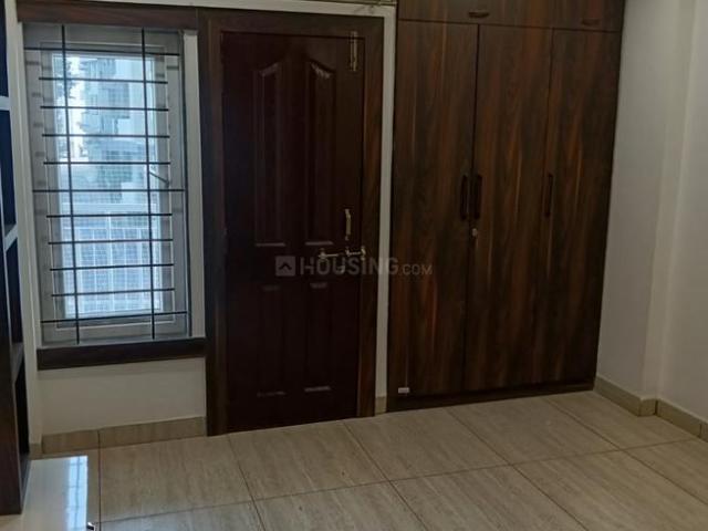 Flat for rent in Madya