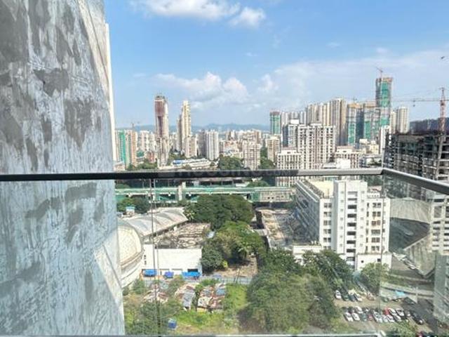 Flat for sale in Mulund Colony, Mumbai Suburban District