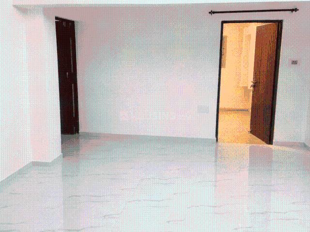 Flat for rent in Deri