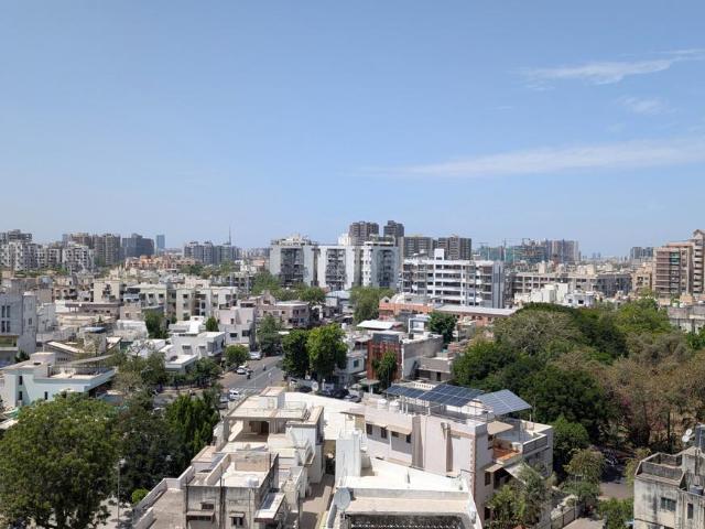 Flat for sale in Naranpura - Ahmedabad, Gujarat