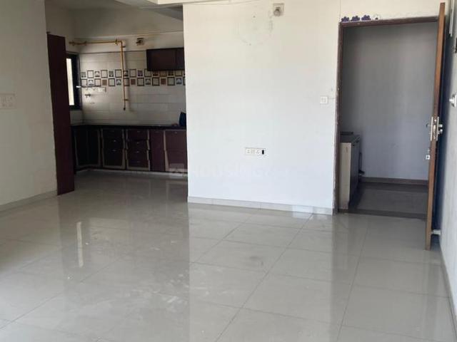 Flat for sale in Naranpura - Ahmedabad, Gujarat