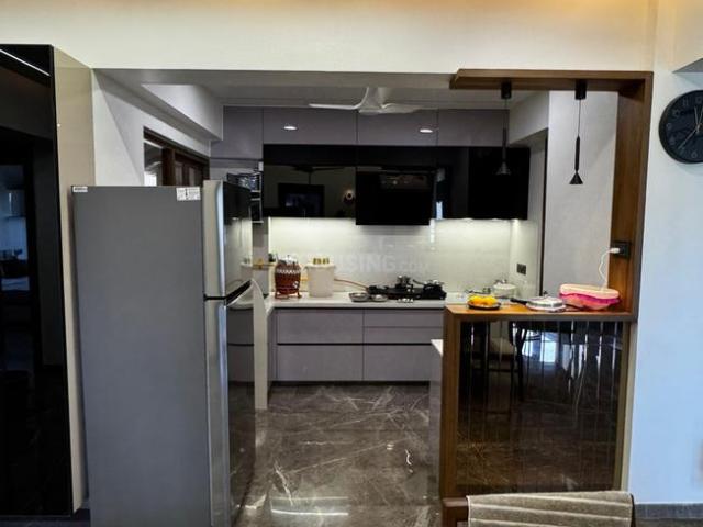 Flat for sale in Naranpura - Ahmedabad, Gujarat